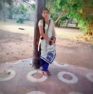 Meet your Posher, Priya